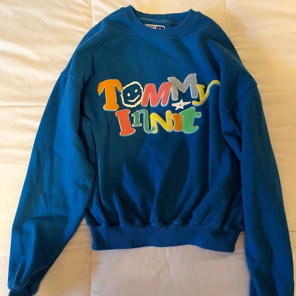 Blue Tommyinnit Sweater - Picture 1 of 3